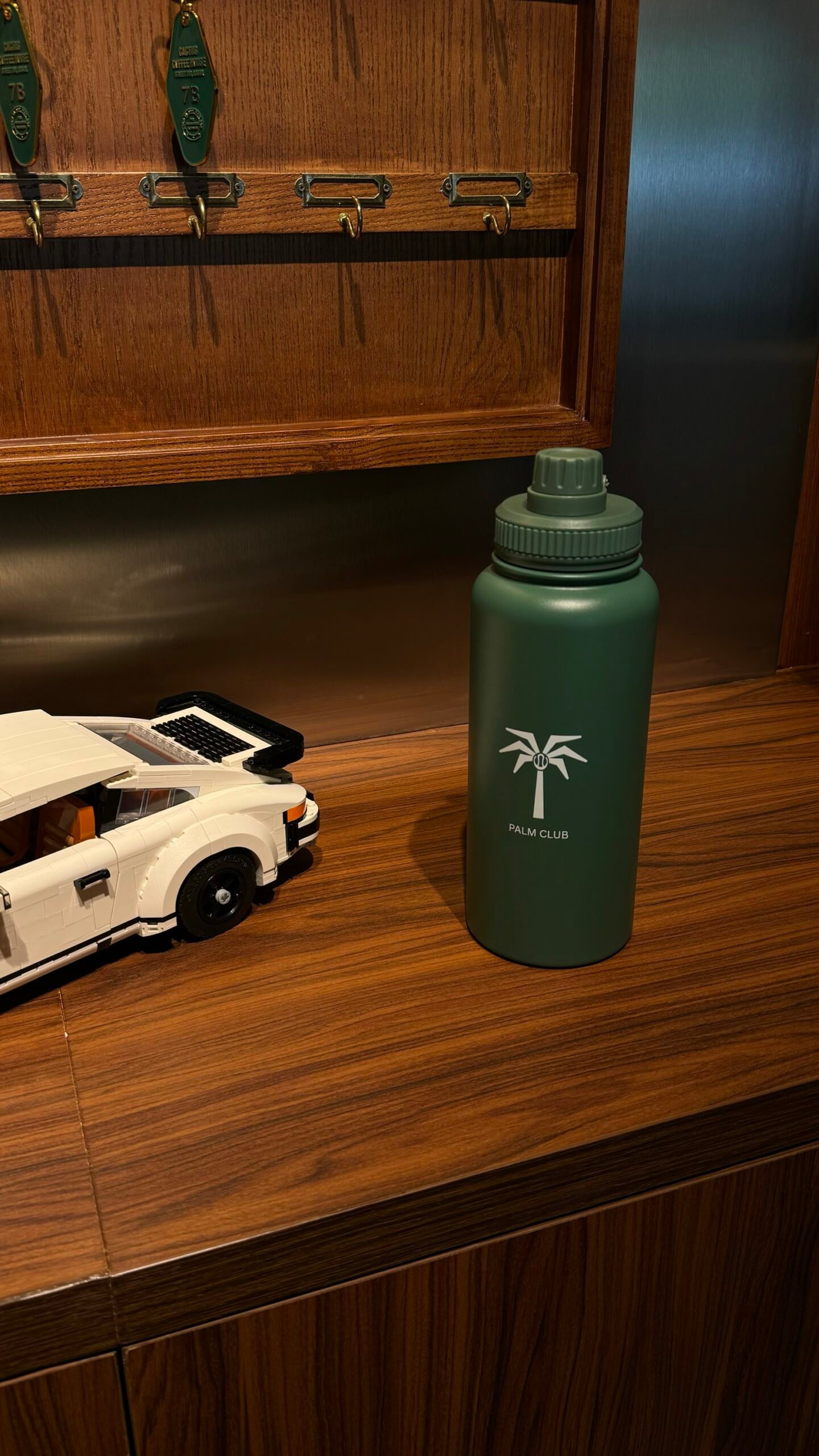 img_7270 Green water bottle - Image 1