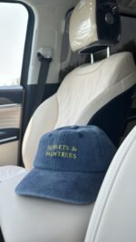 Navy blue hat - Image 3